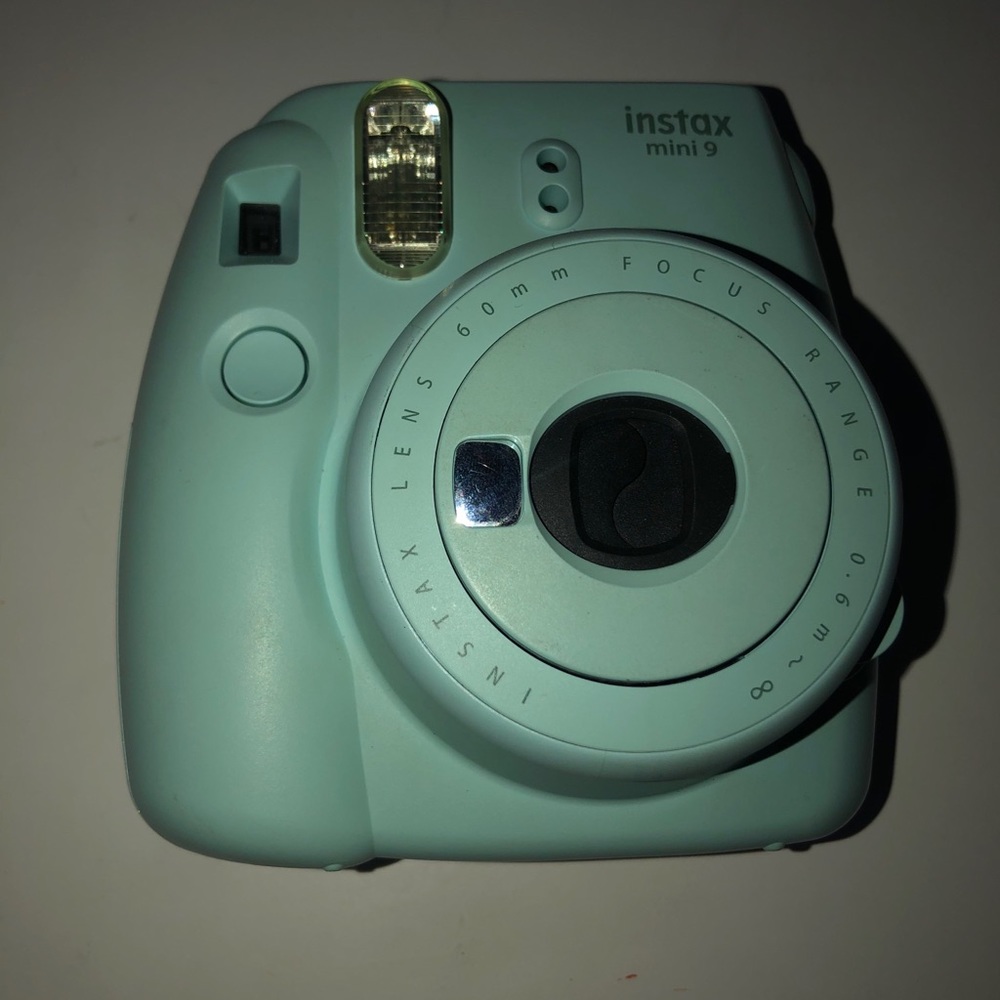 Instax mini 9 Polaroid camera.🌻